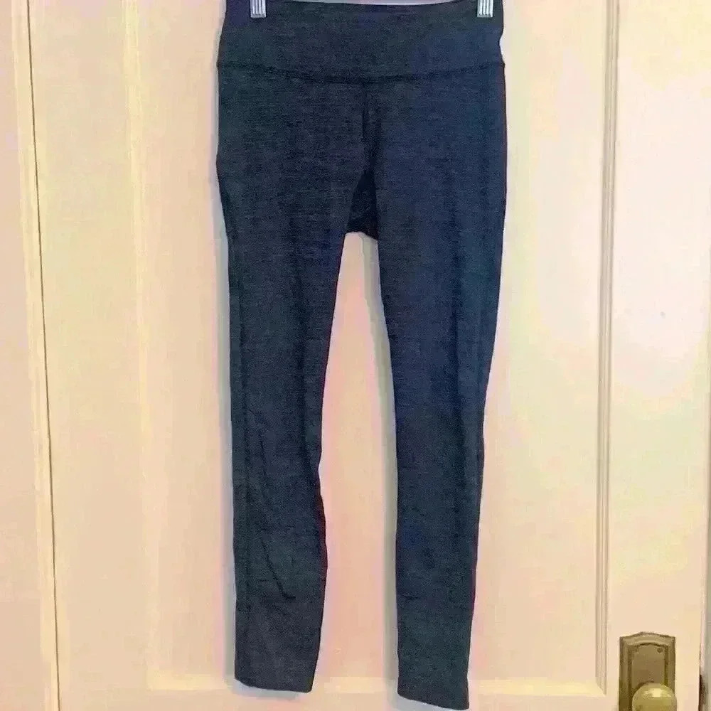 Outdoor Voices leggings, blue with blue flecks, Womens size XS